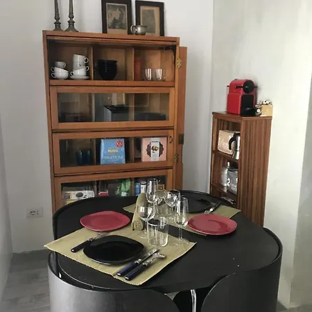 Studio 18 Milan